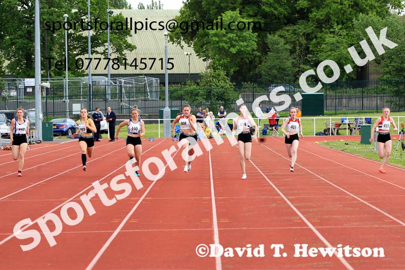 Women and Girls 100 metres, 2022 North Eastern Track and Field Champs., Middlesbrough. David T. Hewitson/Sports for All Pics